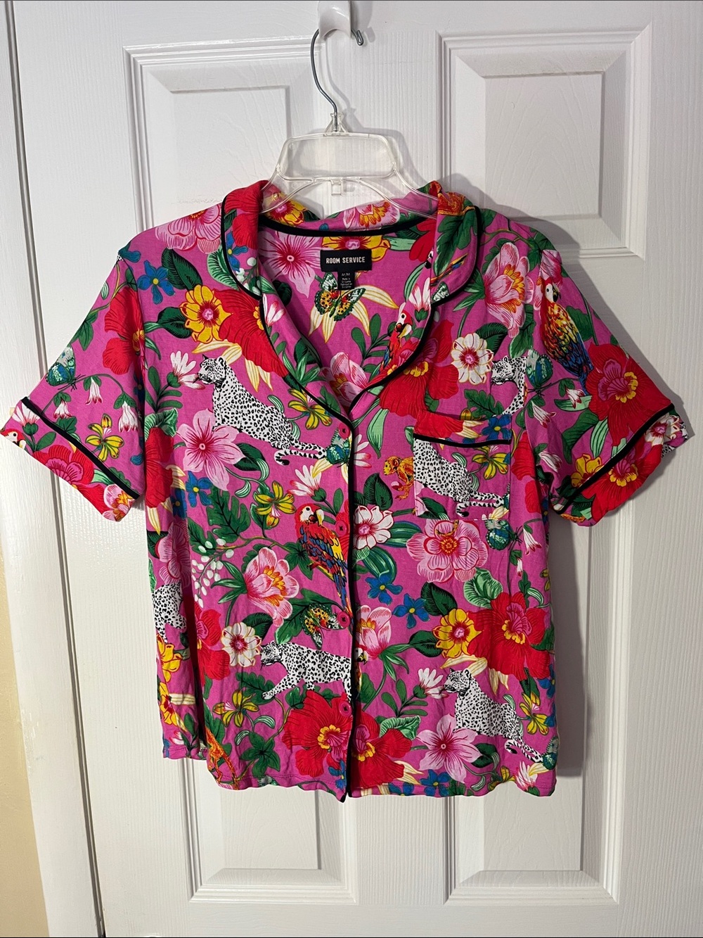 Room service jungle animal print tropical pajama top button up short sleeve Med